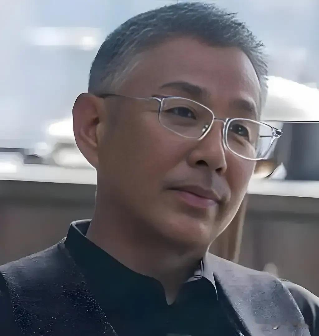 陈道明醍醐灌顶的话：“男人最傻的事，就是今天请这个朋友喝酒，明天去那个兄弟