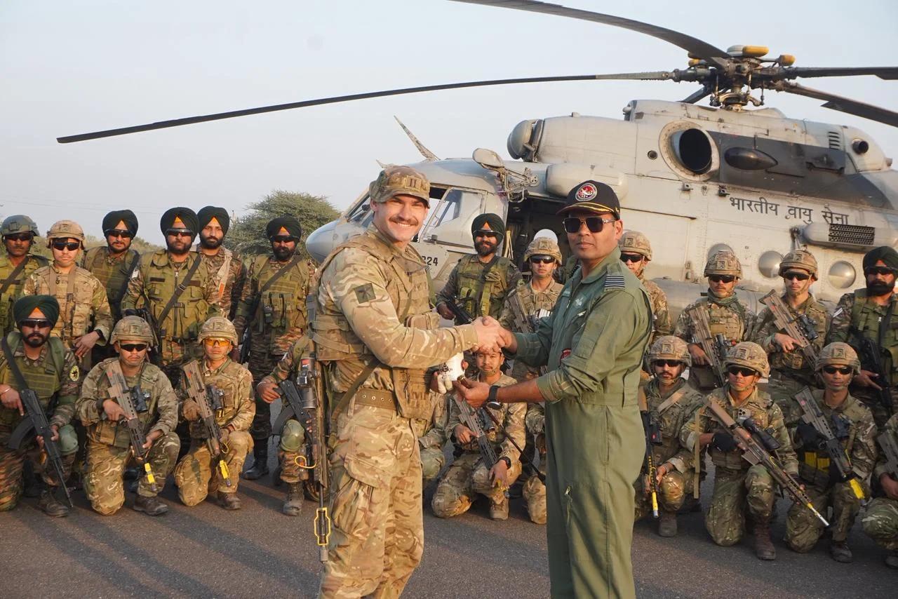 近期的英国印度联合军事演习，印度人现在开始大量装备阿卡203