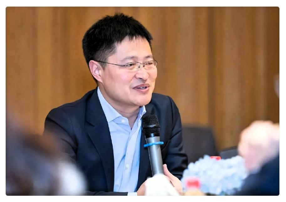 这事儿在圈子里传开了，真让人唏嘘。赵海峰，江苏启东昔日高考状元、清华高材生，