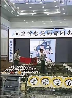 24岁的雪豹突击队尖兵吴揭都没了，刷到这条消息的时候，手都忍不住发抖。10月15