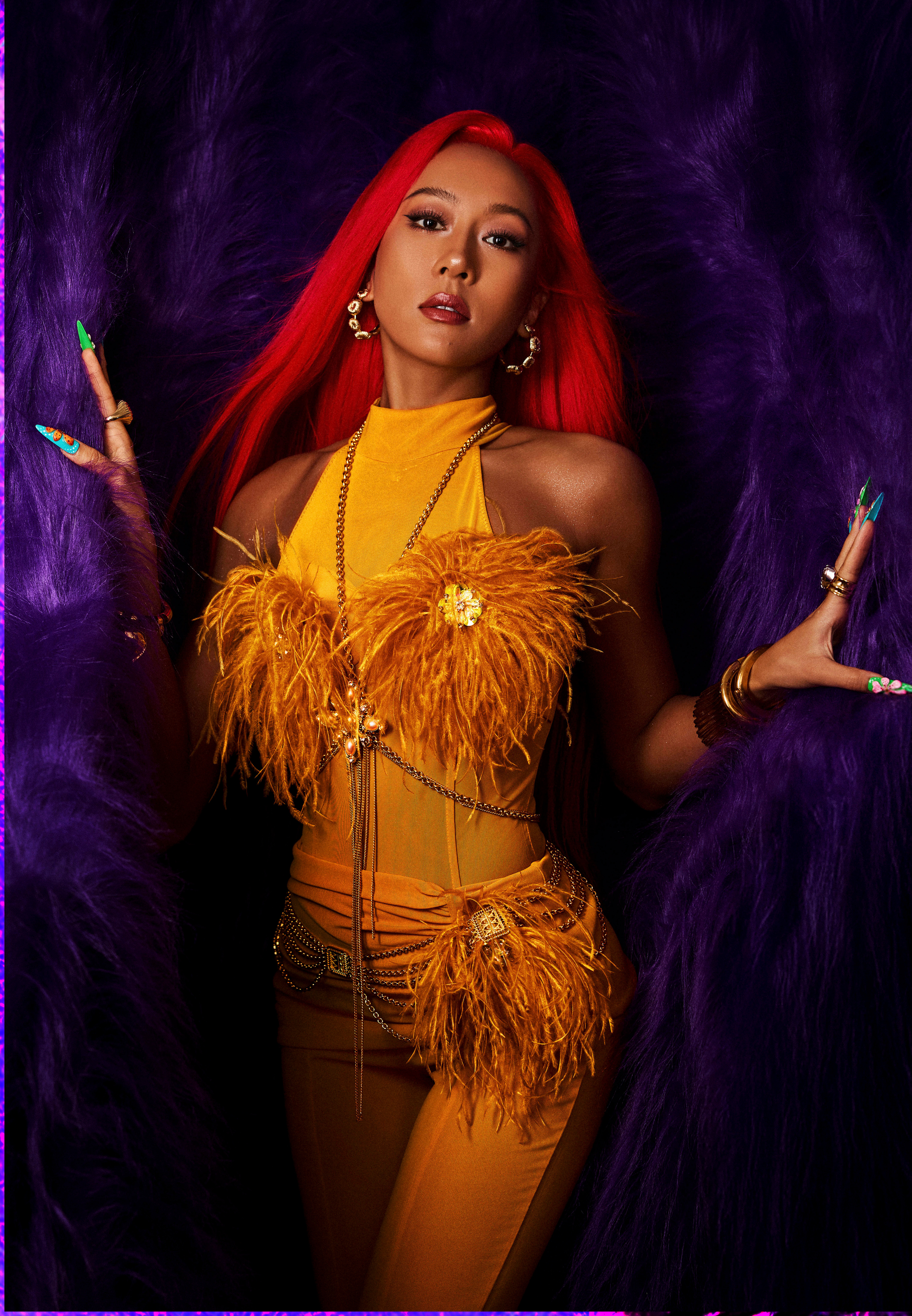 吉克隽逸吉克隽逸唱到一半把衣服脱了吉克隽逸酒店被围堵元旦快乐