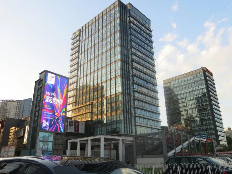 打工是赚不到钱的，我知道有个人，前几年就把这件事情想通了，然后跟他几个哥们合伙