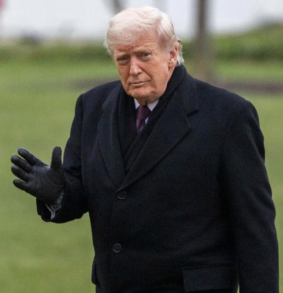 12月24日，特朗普终于松口了，高市早苗一波三折，终于拿到了访美的门票，明年3月