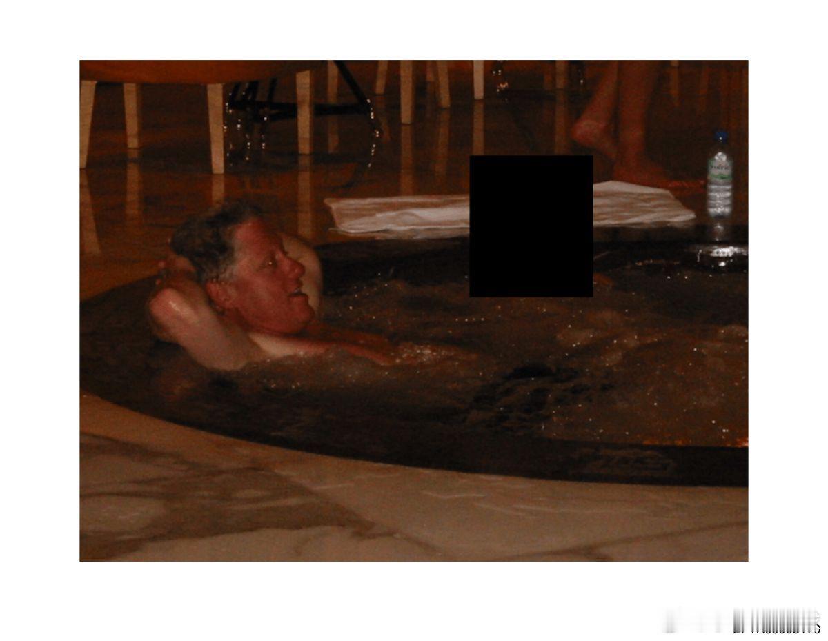 克林顿爱泼斯坦案文件公布美国的百官行述