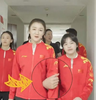 全红婵陈梦超甜互动婵宝化身人形挂件