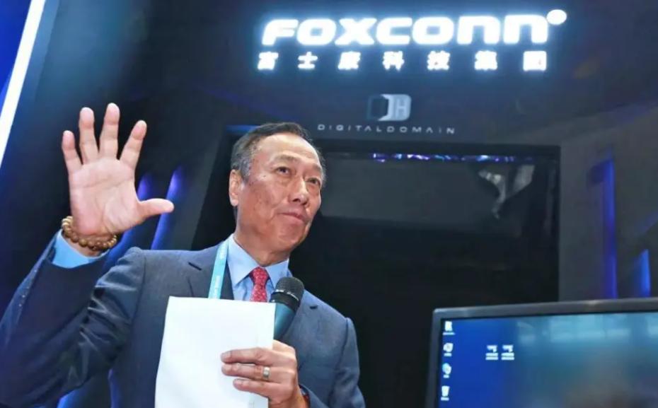 富士康“赌输”了！郭台铭做梦也没有想到，“制裁”会来的这么快，“是我在给大陆赏饭