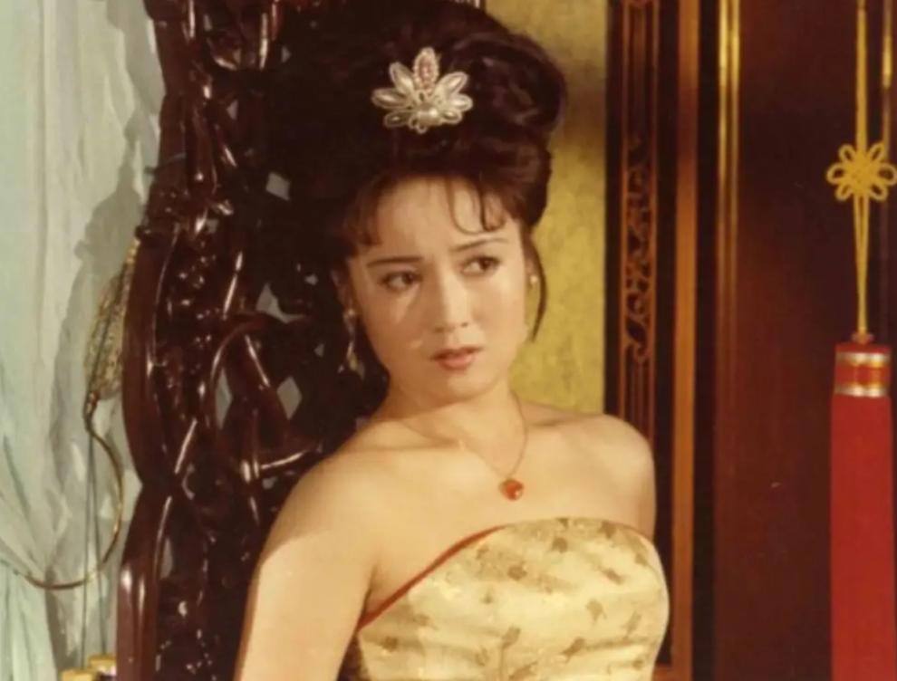 1983年，拍摄老版《西游记》时，导演杨洁对“猪八戒”马德华发牢骚：“怎么给你找