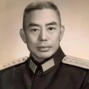 1949年，保密局收到密报，警卫师长王晏清涉嫌通共。南京卫戍总司令张耀明正准备抓