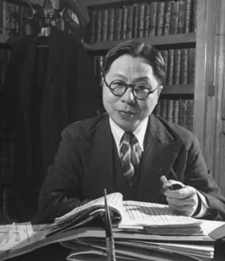 1953年初，吴国桢因长期与蒋氏父子在治台路线、特务治理问题上冲突不断，递交辞