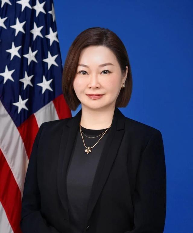 新任美国驻武汉总领事霍诗翎正式上任！曾在AIT任职履历不简单，管辖华中四省覆盖超