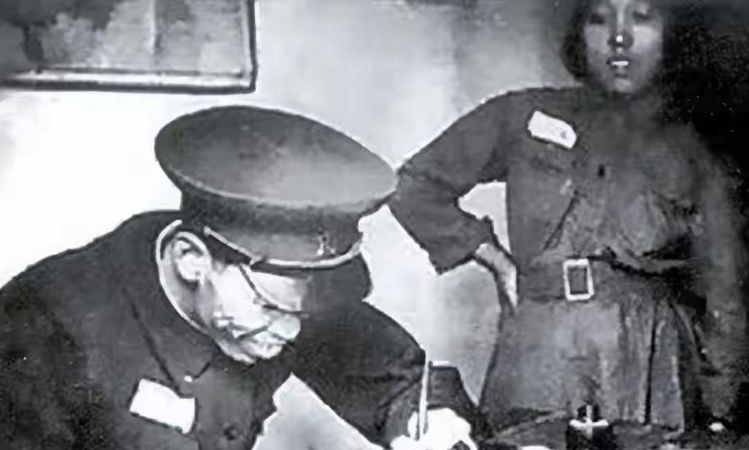 1973年，梁兴初下放太原，妻子要跟过去照顾，李德生只问了她一句…那句问话