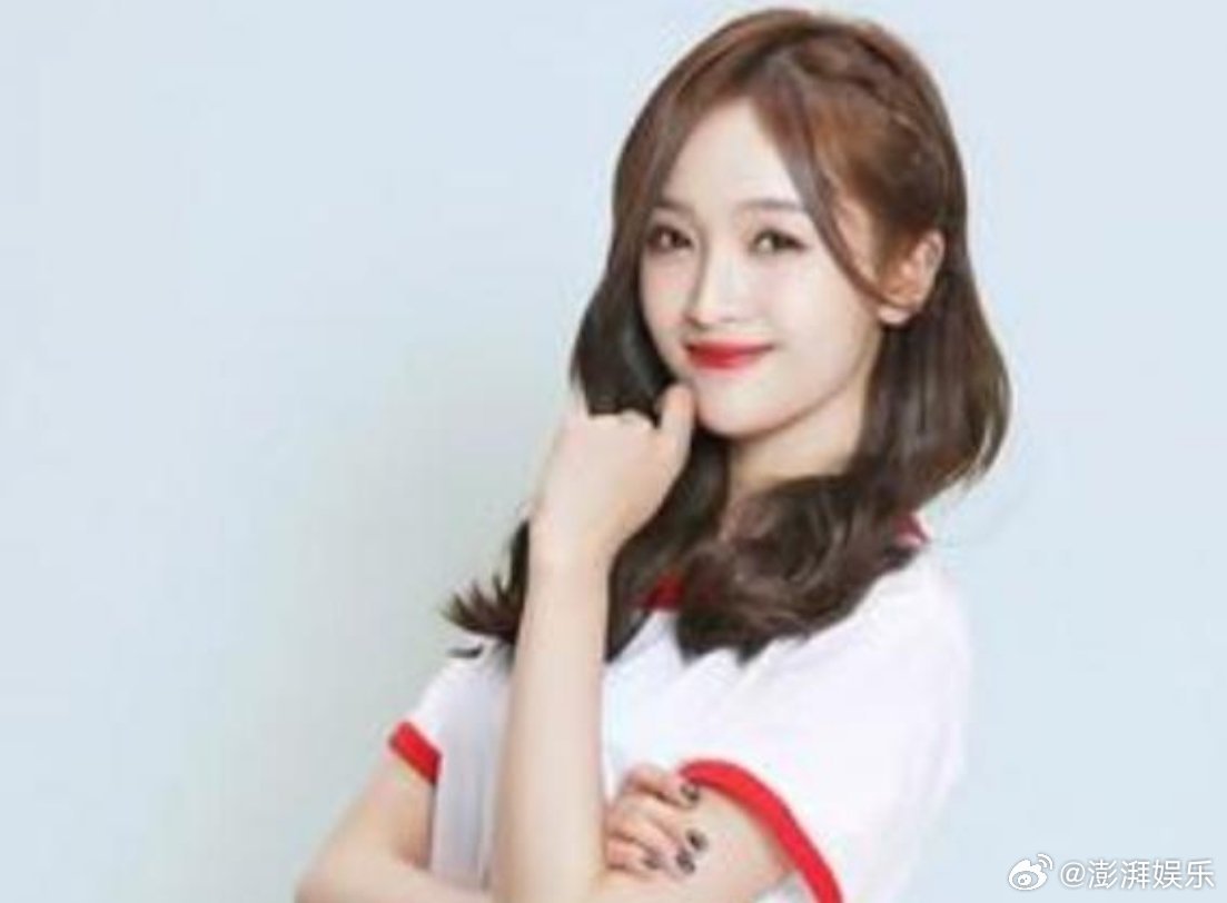 吴宣仪欢迎大家来审判我吴宣仪不躲不避直面争议，一句“欢迎审判”尽显底气，是用实