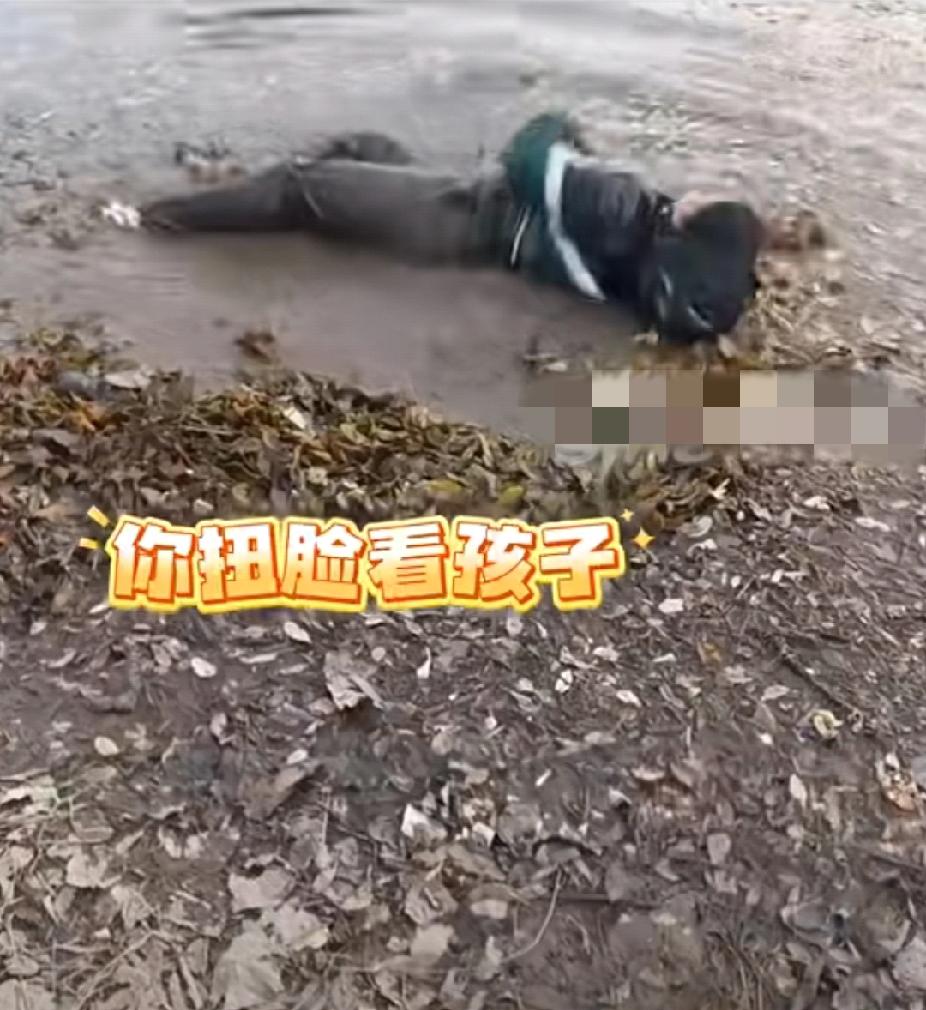 看破防了！河北邢台，一位双胞胎宝妈和网友开玩笑，如果给她100块钱，她可以在泥巴