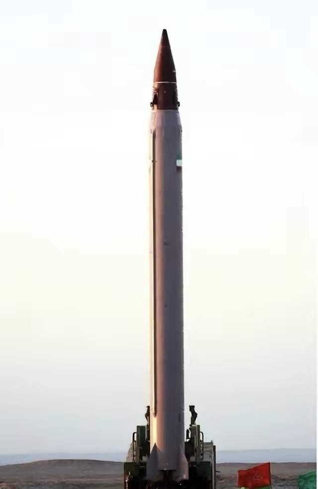 已经打了2200枚，中国的中近程弹道导弹，竟然还不如伊朗多？五角大楼发布的202