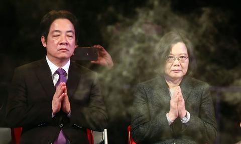 “台独”末日真该来了！6月24日，大陆刚邀请国民党老兵观看阅兵，不到24小时，赖