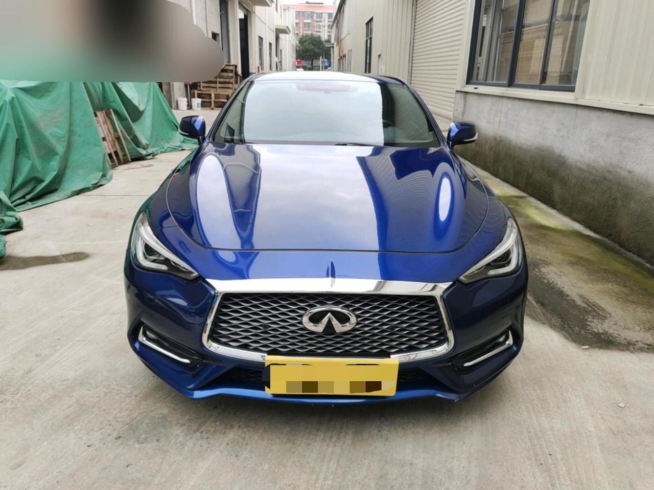 外观帅气，内饰过时！非常冷门的小众跑车，能捡便宜？前两天验了一台英菲尼迪Q60