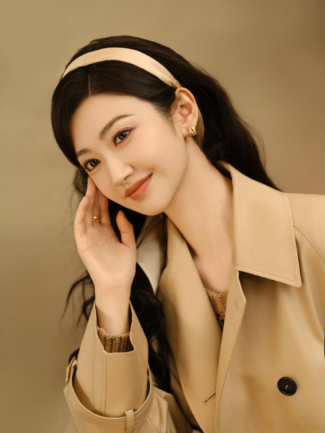 #景甜#甜美可爱，这套穿搭太好看了吧，美美哒​