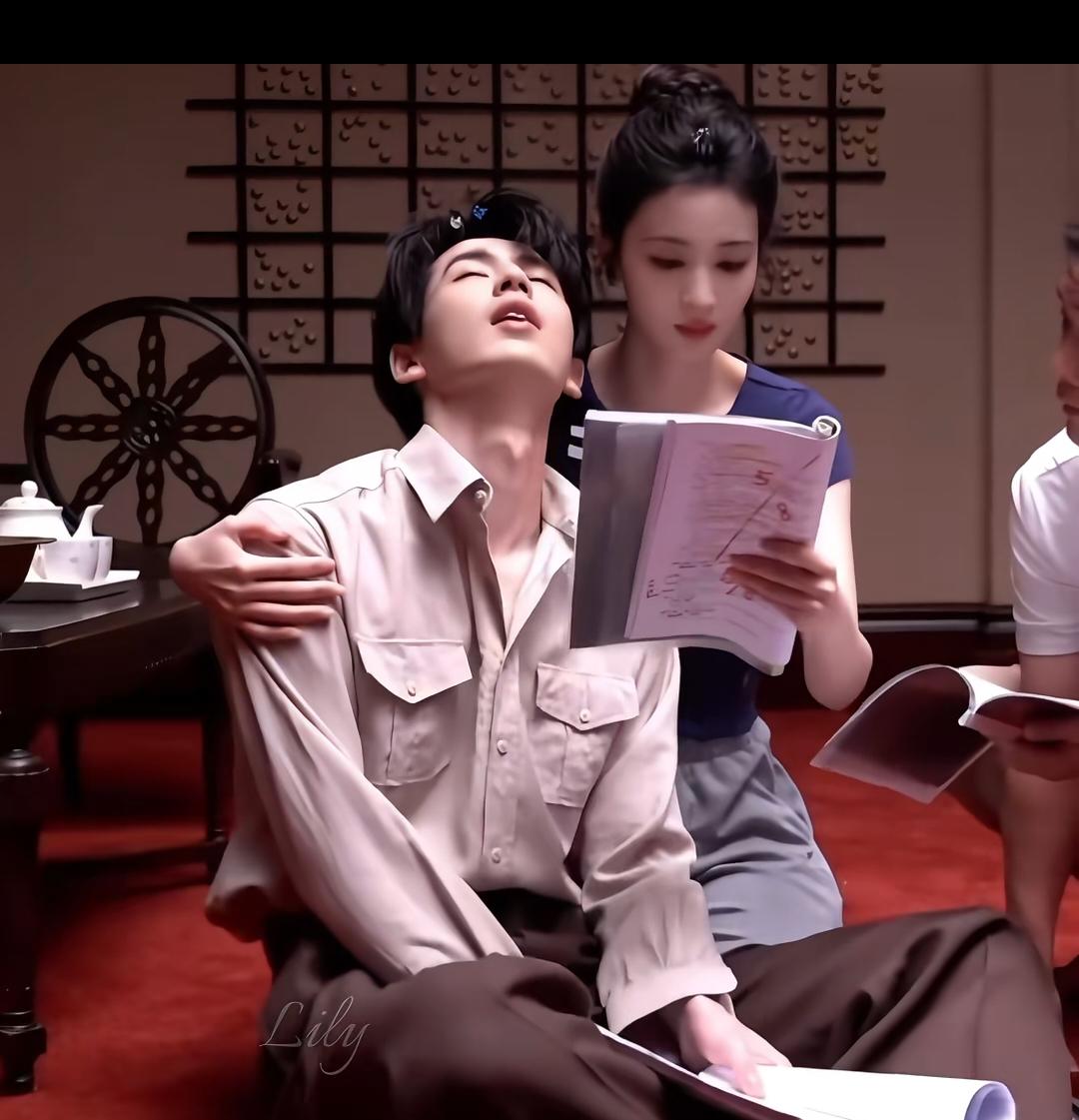 不管你们是不是演的，反正你们这对cp我是很看好！不行你们两个假戏真做也行，反正