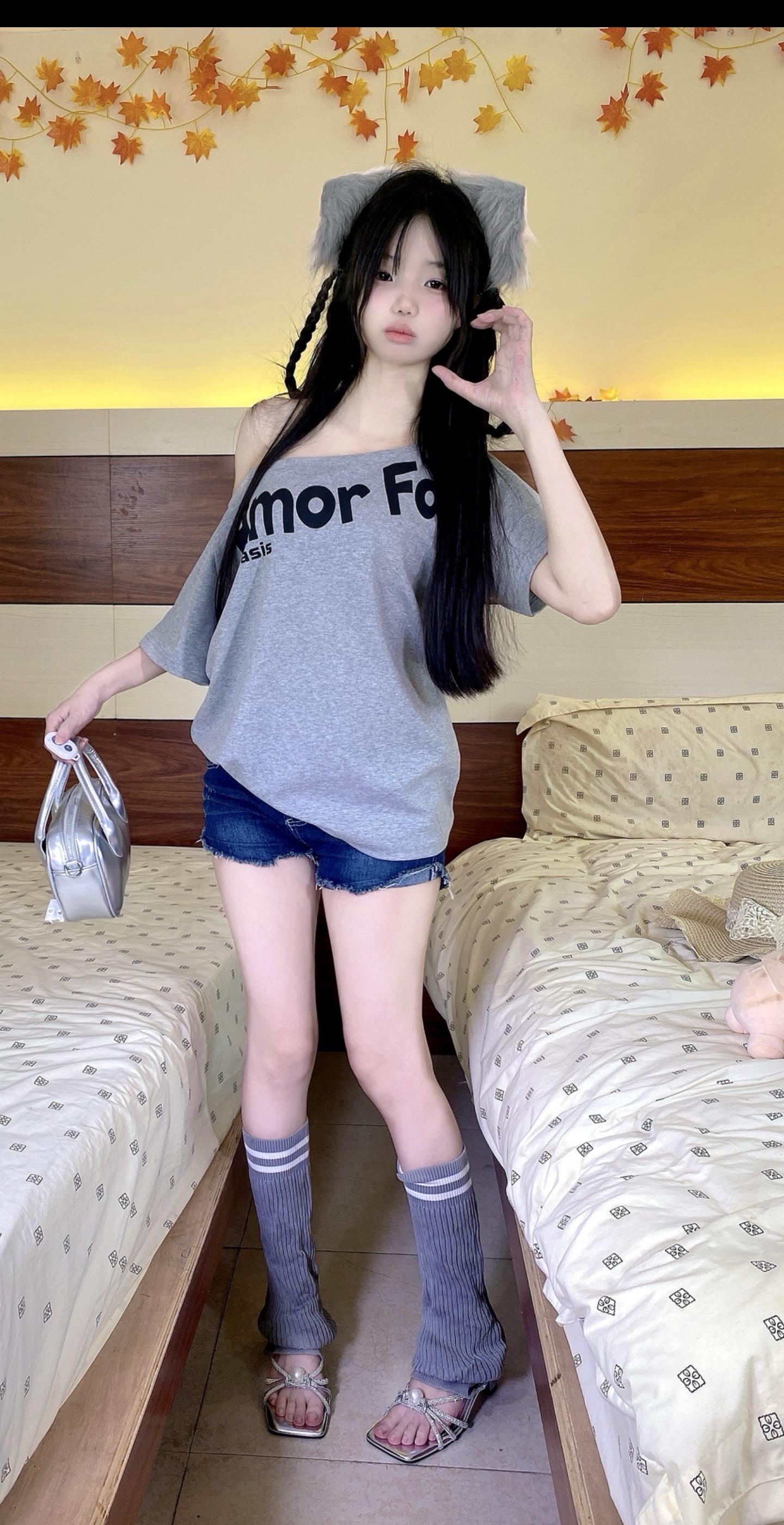 小猫出街🐱。
