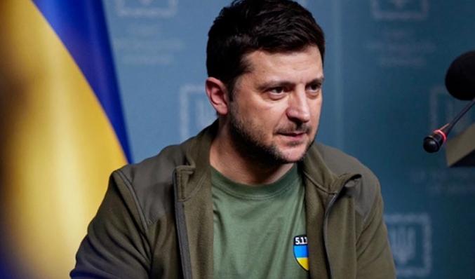 泽连斯基这是彻底急了,开始反客为主催谈判!嘴上说“俄白之外任意地点都能谈”,却死