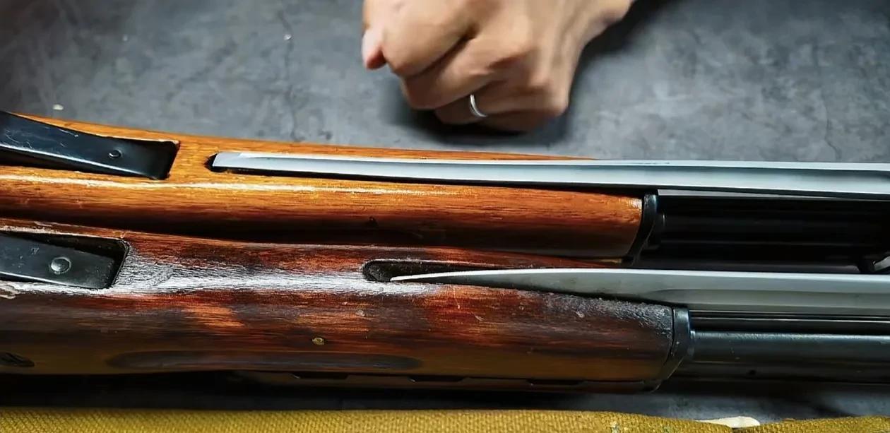 中国56半与苏联SKS半自动步枪的核心结构相同，外观几乎完全一样。但中国在仿制过