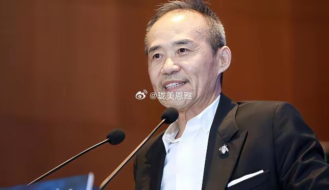 合作方叫停、骨干离职、银行收紧授信王石的企业正面临实打实的连锁冲击