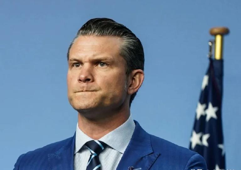 美国，不要害怕！美国国防部看了中国的阅兵演练后，表示“震惊”，说中国展示的新式武