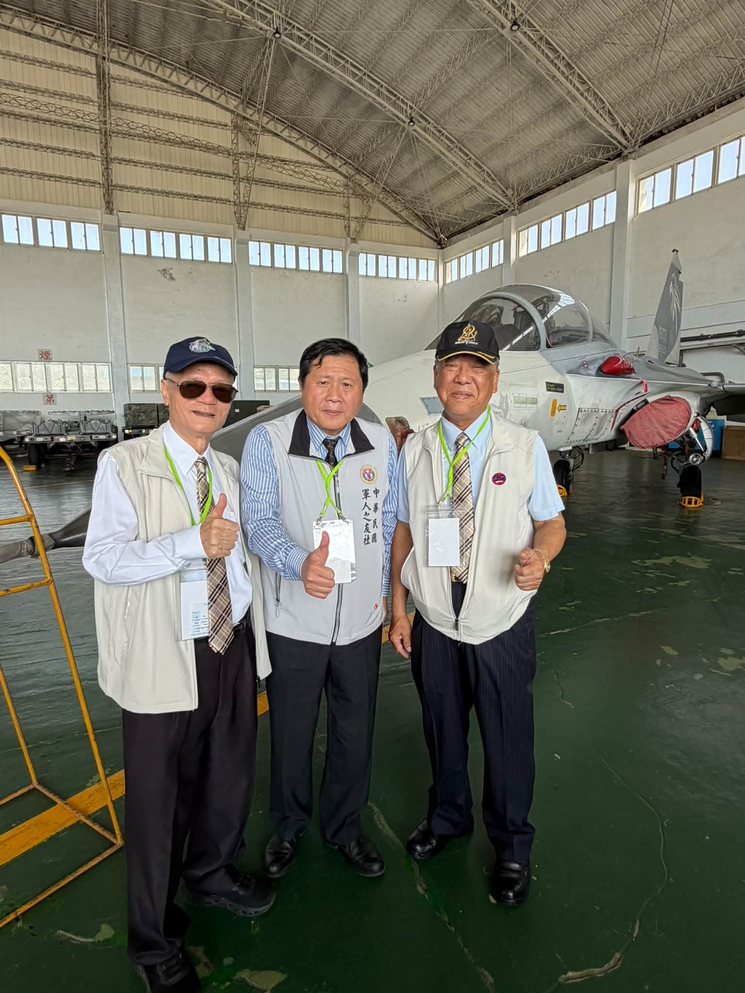 #台海局势#“2023年，步佳文所在部队进驻东南沿海一线，成为首支进驻陌生机场的航空兵力量，他们边开