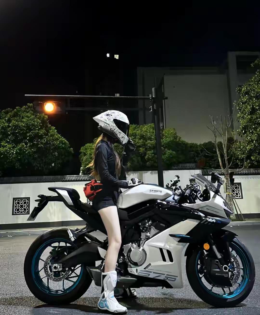 曼谷车展刚结束，一个数据把不少人看愣了：比亚迪订单量，把丰田压下去了。更让人