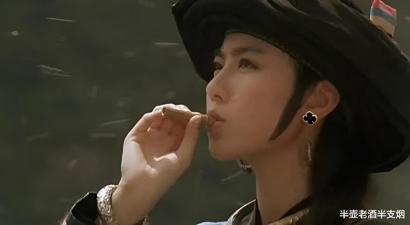 老蒋的中将司令<em>李弥</em>窜入缅北，误入原始部落被抓住，是要“嘎腰子”还是“嘎脑袋”
