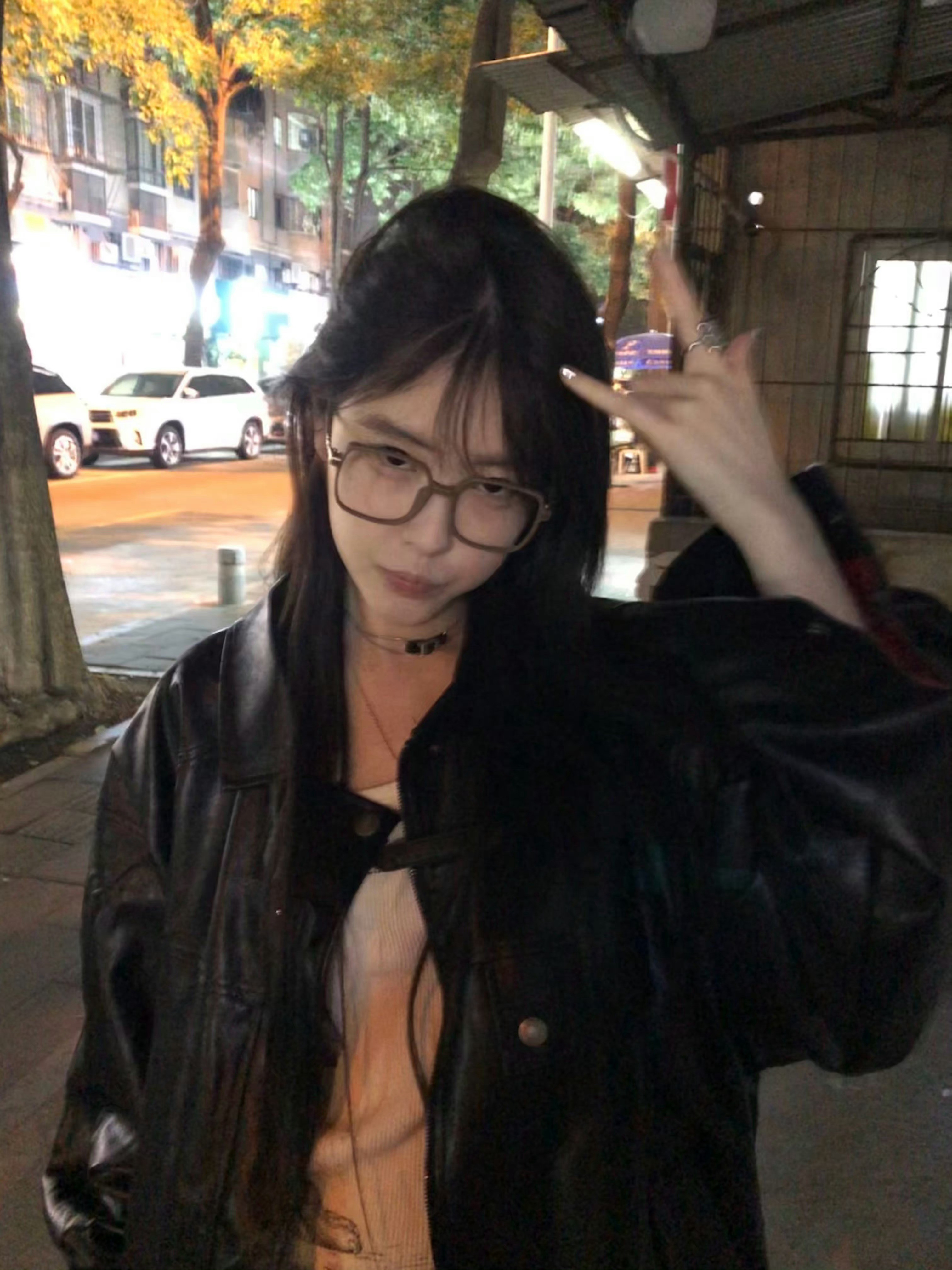 因为一时冲动签了一年的房子，但是签合同的时候发现房子有很大的异味，闻着不舒服，三