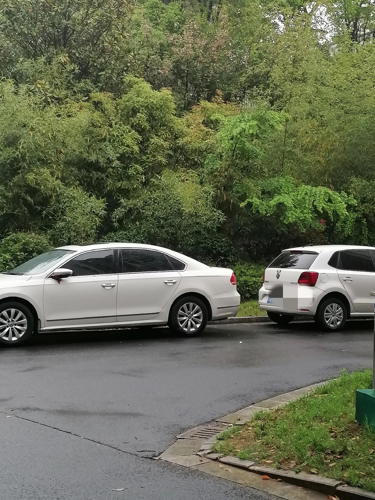 估计退休后买车的人大多都后悔了。身边就有好几个这样的例子。朋友A是企业老总，