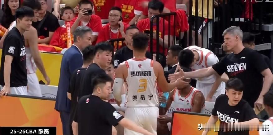 CBA联赛季后赛进入半决赛的争夺，浙江浙商证券男篮作为常规赛排名第二的球队，也是