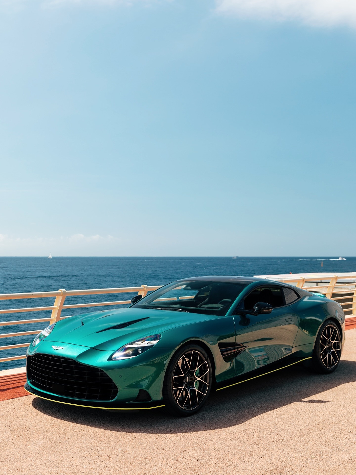 AstonMartinVanquish阿斯顿马丁vanquish阿斯顿马丁a