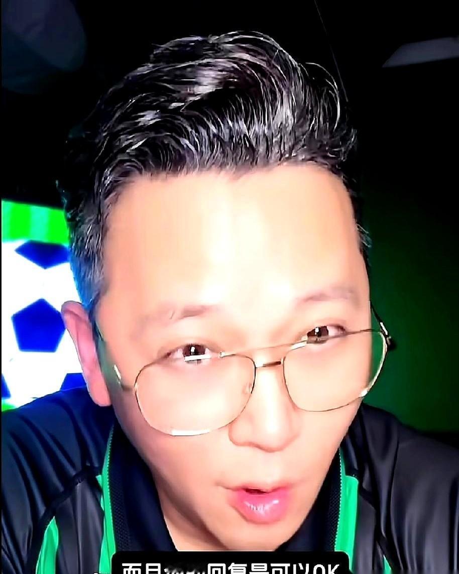 穆斯卡特走了，海港没崩。他带一帮残兵打到榜首，欧洲豪门直接掏钱挖人。不是违约