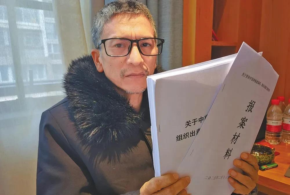 我看了一下罗帅宇的通报，通报很清楚，罗某根本没在刘手下干过，罗父母所谓录音里的“