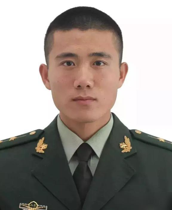 “国家白白培养了他5年！”2018年，武警济南支队入职了一个月的大学生，还立下了