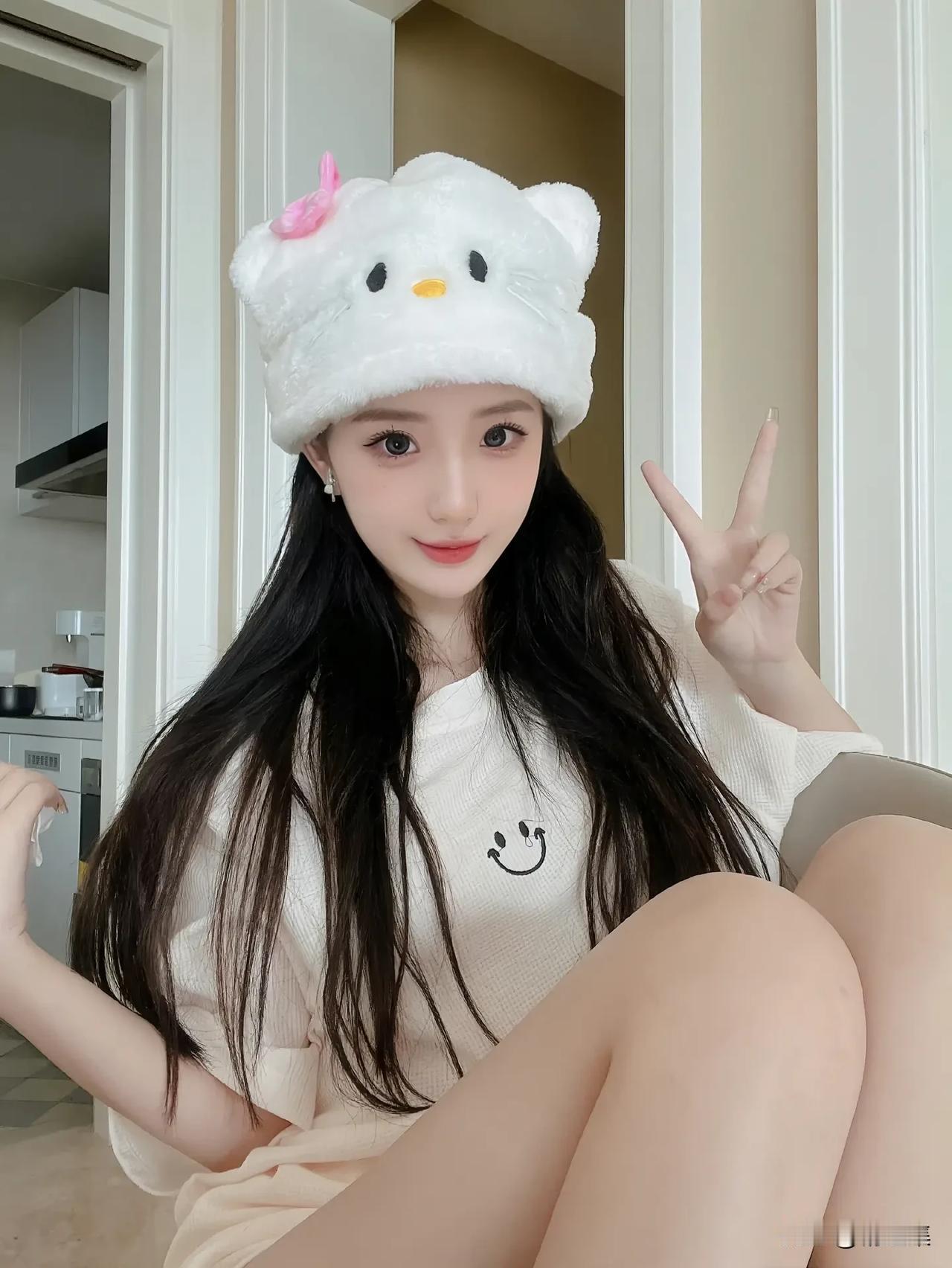 温柔是一种由内而外散发的气质，能让周围的人如沐春风，心生温暖。