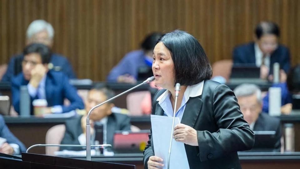 太狠了！金门选举绿营集体怯战，陈玉珍民调碾压无对手。金门县长选举，交