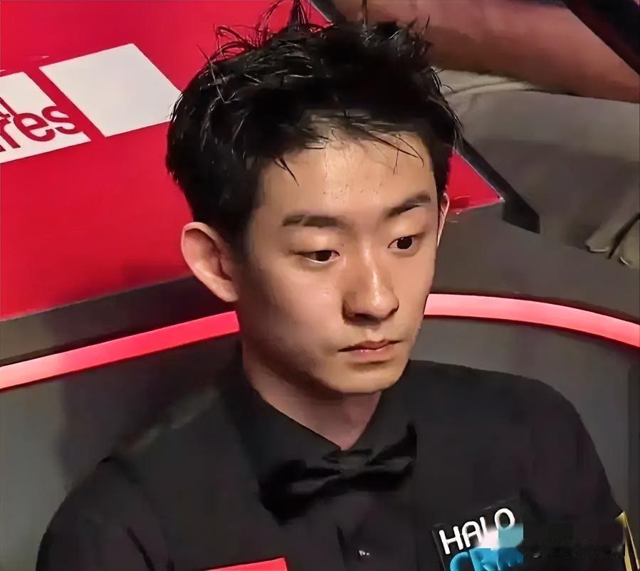说白了，面相是骗不了人的，不信你看吴宜泽，准到你不敢信！吴宜泽长着一对招风