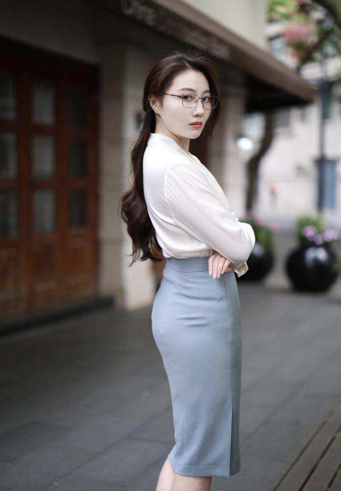 429、成长的路上，不必害怕孤独。那些独处的时光，正是你与自己对话、沉淀自我的最