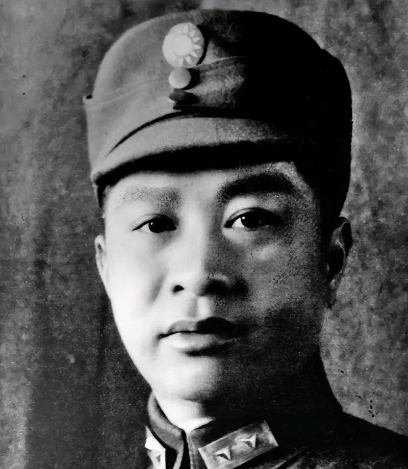 十大起义总指挥最终结局。1927年。蒋介石在上海“四一二”翻了脸，昨天还称兄道