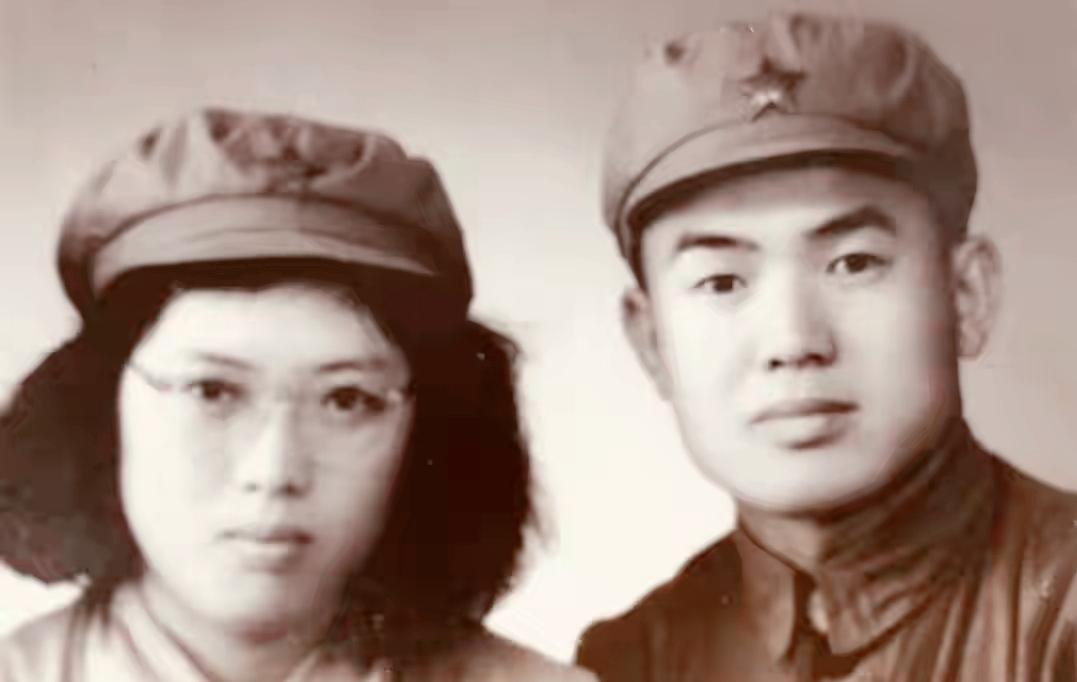1956年，一场审干运动全面展开。一位在上甘岭战役立下大功的英雄团长，突然接到