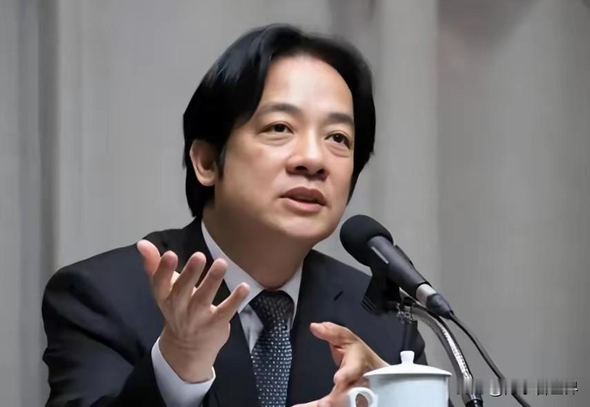 就在刚刚，台独分子赖清德正式宣布，1月22日，赖清德站上讲台，神情格外自信。他