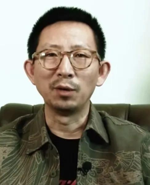 乐评人评价歌手很正常对于乐评人丁太升，网上争议很大。好多网友并不认可丁太升的