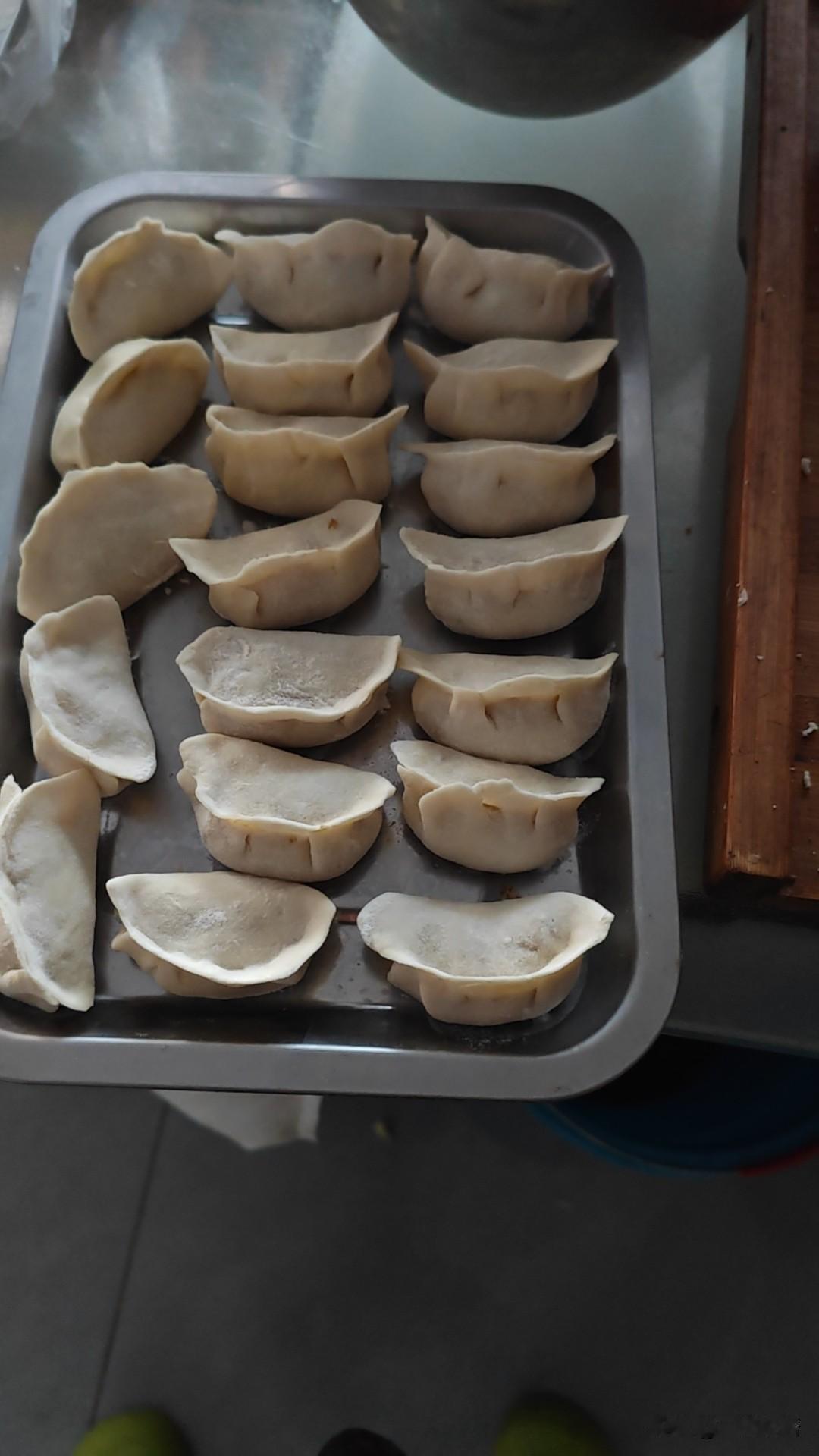 人老了，你说，啥叫幸福？我觉得不是你有多少钱，不是你有多少套房子，也不是你有多