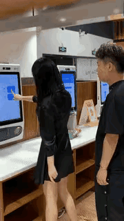 大家都是江湖中人[捂脸哭][捂脸哭][捂脸哭]