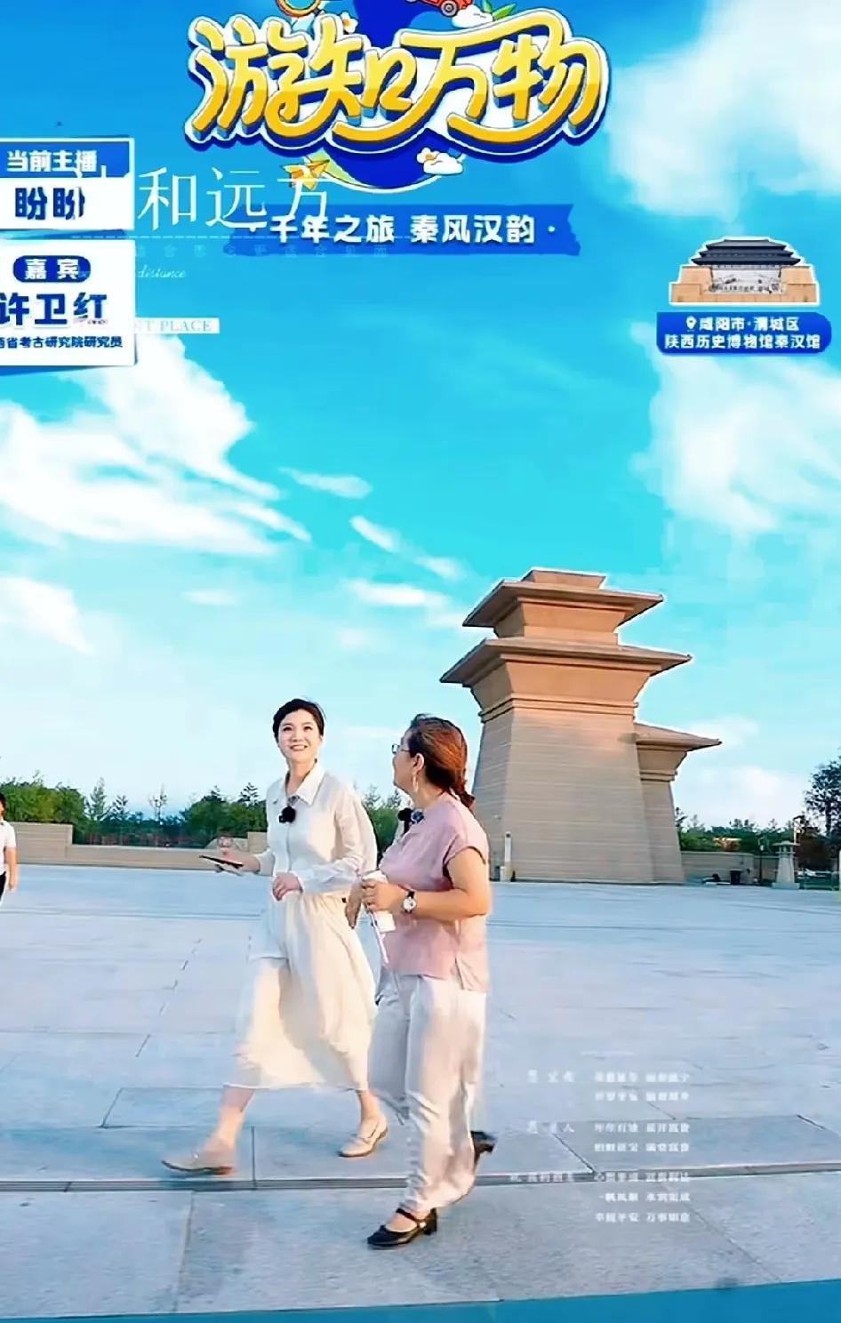 盼盼是目前为止，工作事业双丰收的同行主播。从盼盼到甄选再到同行，宇辉和盼盼的友