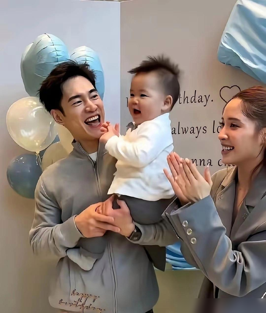 张书豪曾追着陈妍希叫老婆，如今他和欧阳妮妮生个儿子，大名竟和陈妍希儿子一字不差！欧阳妮妮两口子带着儿