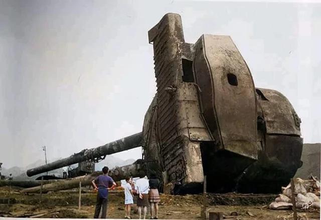 1943年6月8日，一艘有史以来最强大的战舰之一在15分钟内被摧毁。没有美国飞机